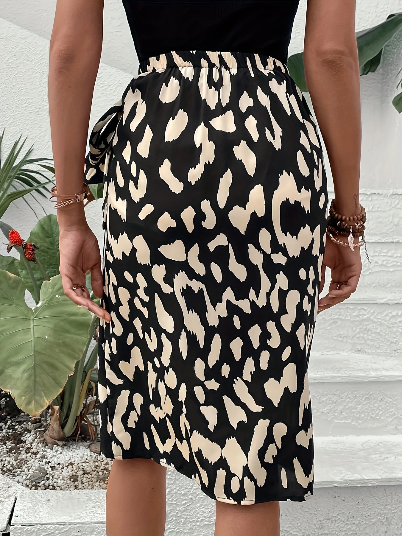 Luna | Allover print wrap skirt with high waist