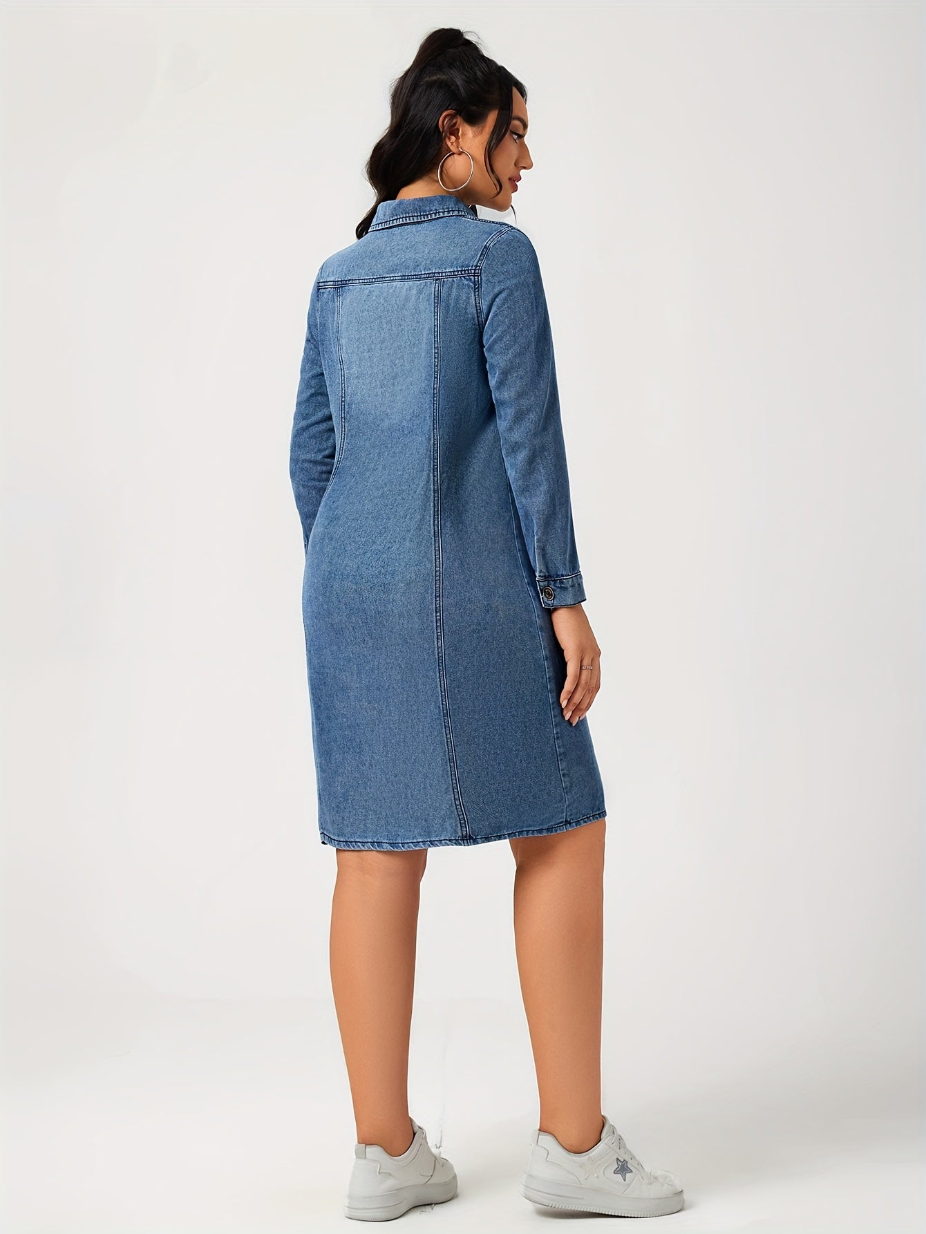 Sophie | Eenvoudige blauwe denim jurk met lange mouw
