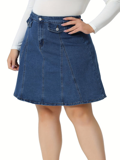 Evelien | Plus-size denim skirt with button accents and faux pockets