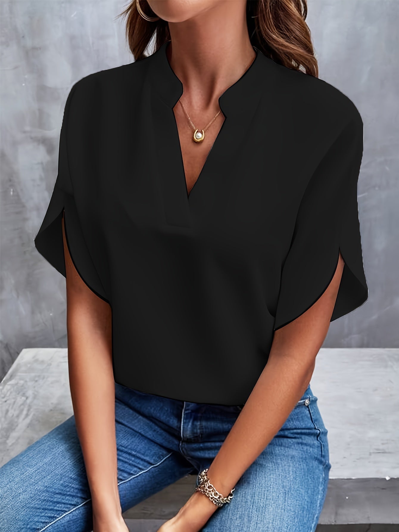Lotte | Plain blouse with notch