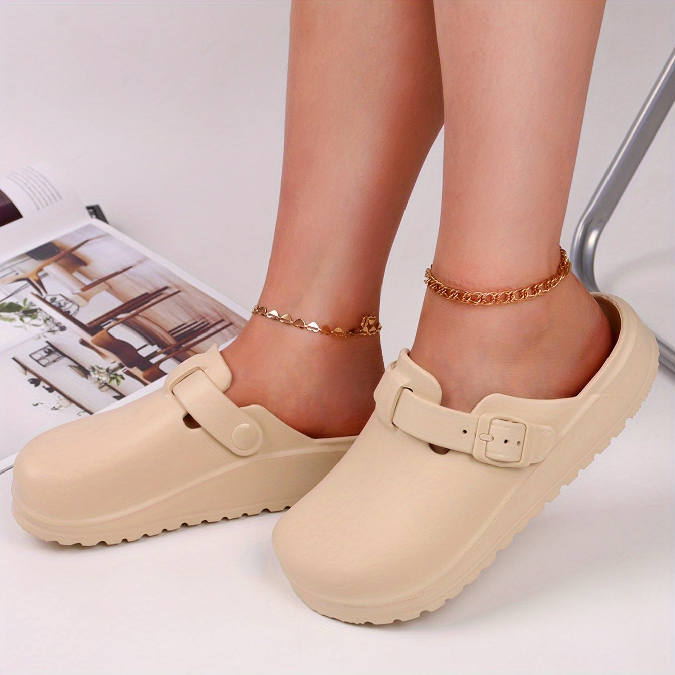 Loes | Comfortable and sustainable clogs