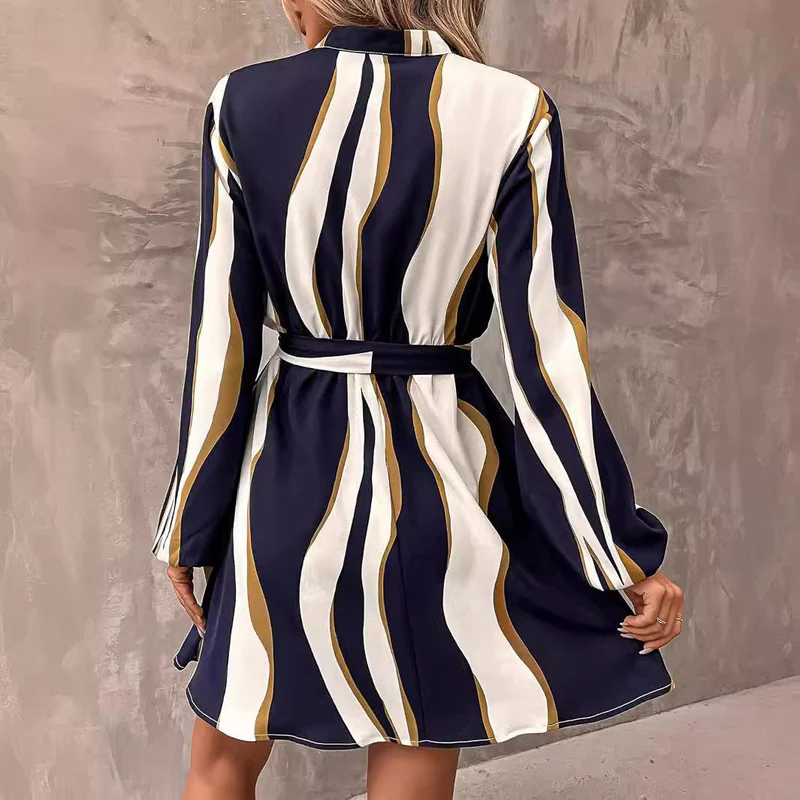 Wikkeljurk Dames – Korte Jurk met Lange Mouwen en Grafisch Printdesign