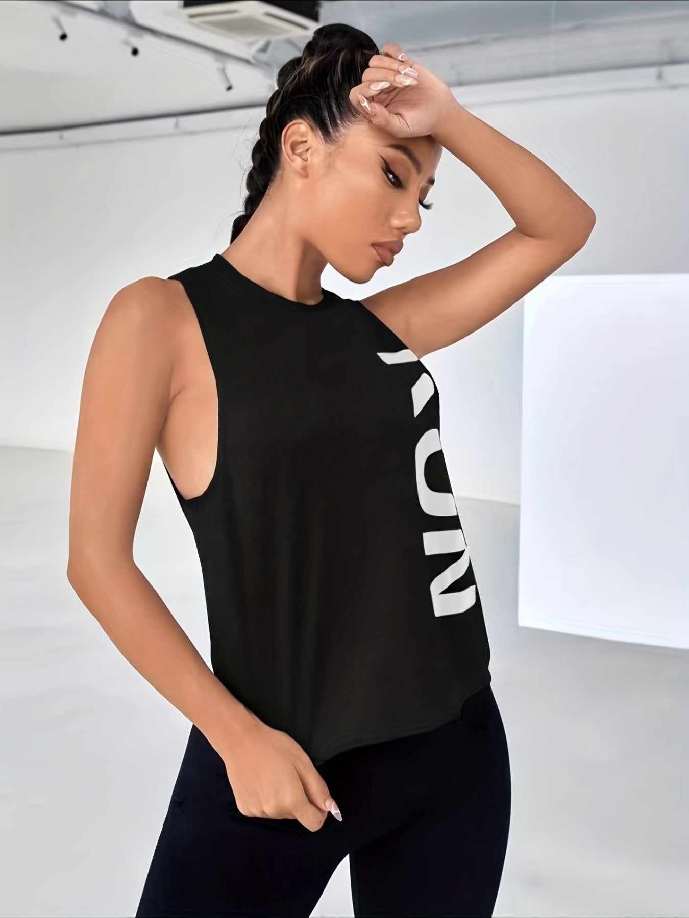 Sara | Casual tanktop met letterprint