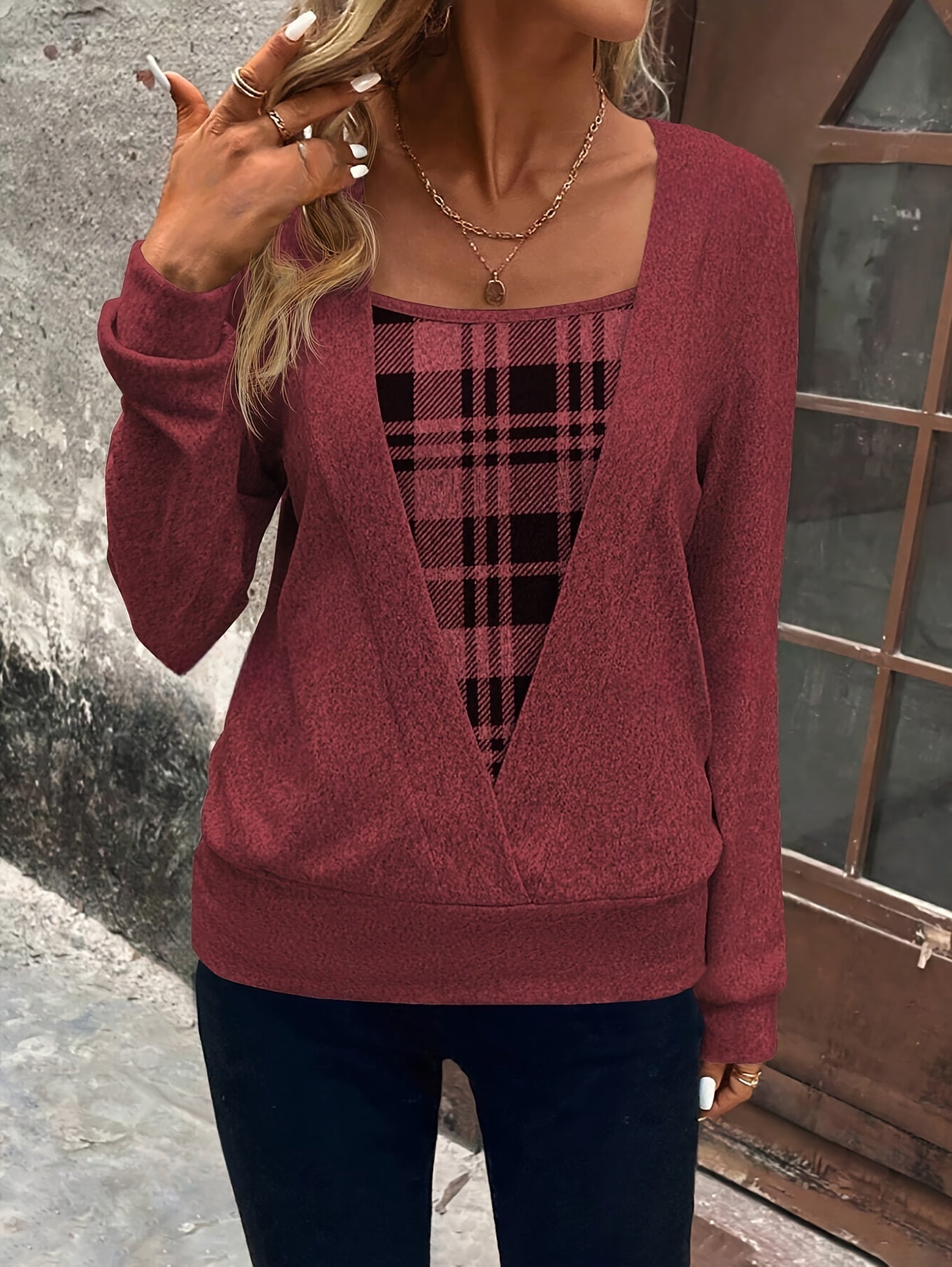 Fleur | Checked top with square neck and slit