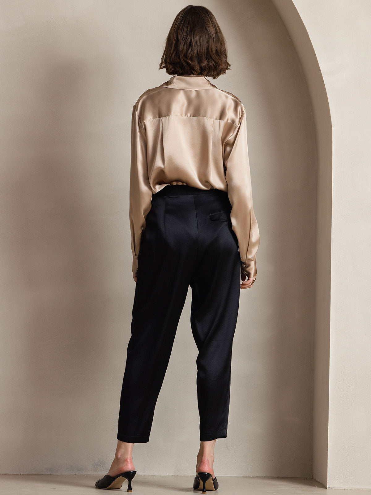 Clemence - Moderne Militaire Chic Dames Overhemd met Revers