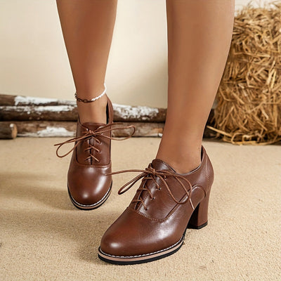 Elin | Elegant women's pumps with thick heels and laces