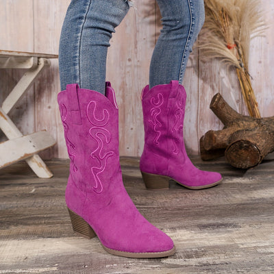 Loes | Fashionable women's calf boots with a thick heel