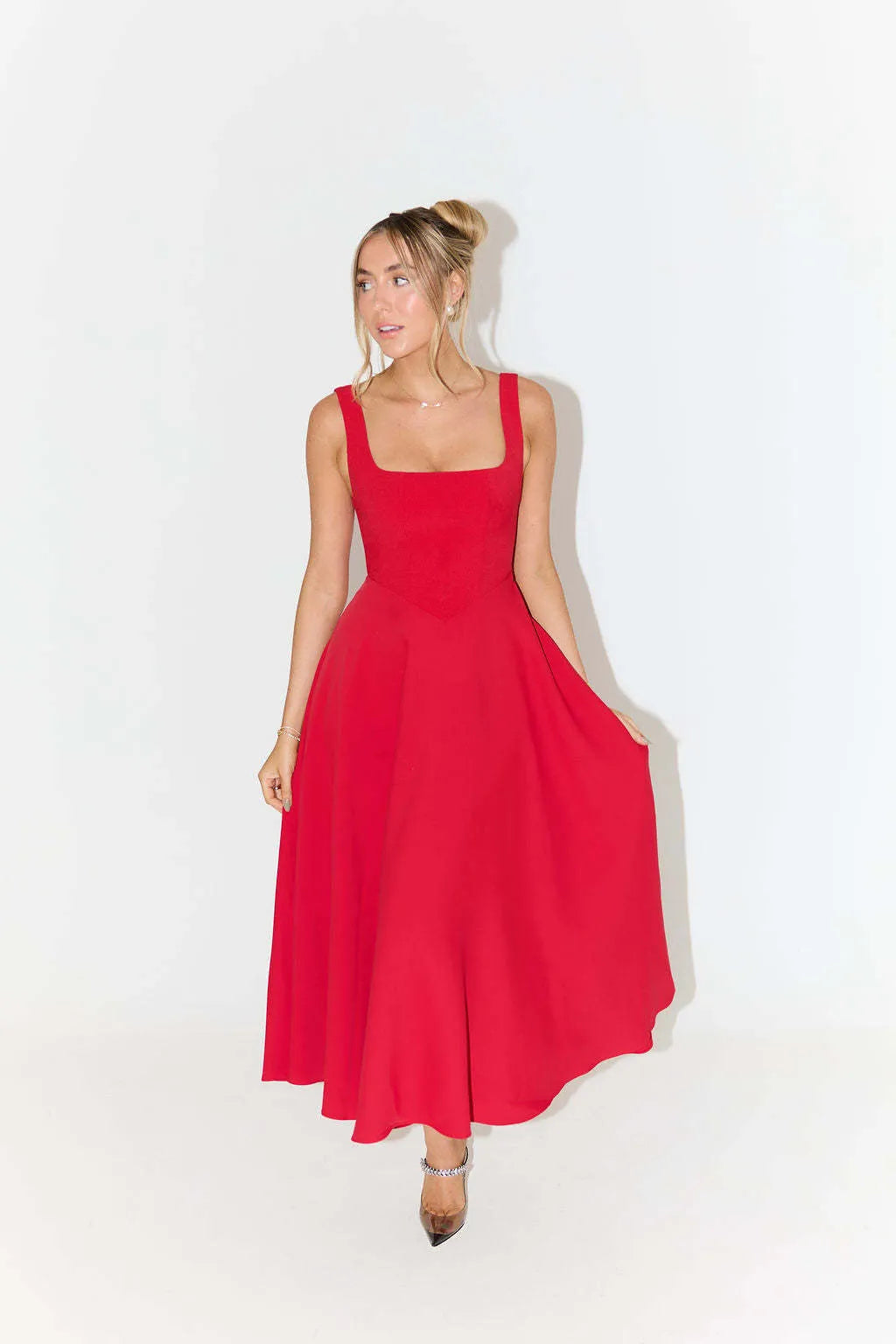 Melody - Nieuwe halflange, eenvoudige en getailleerde strapless jurk
