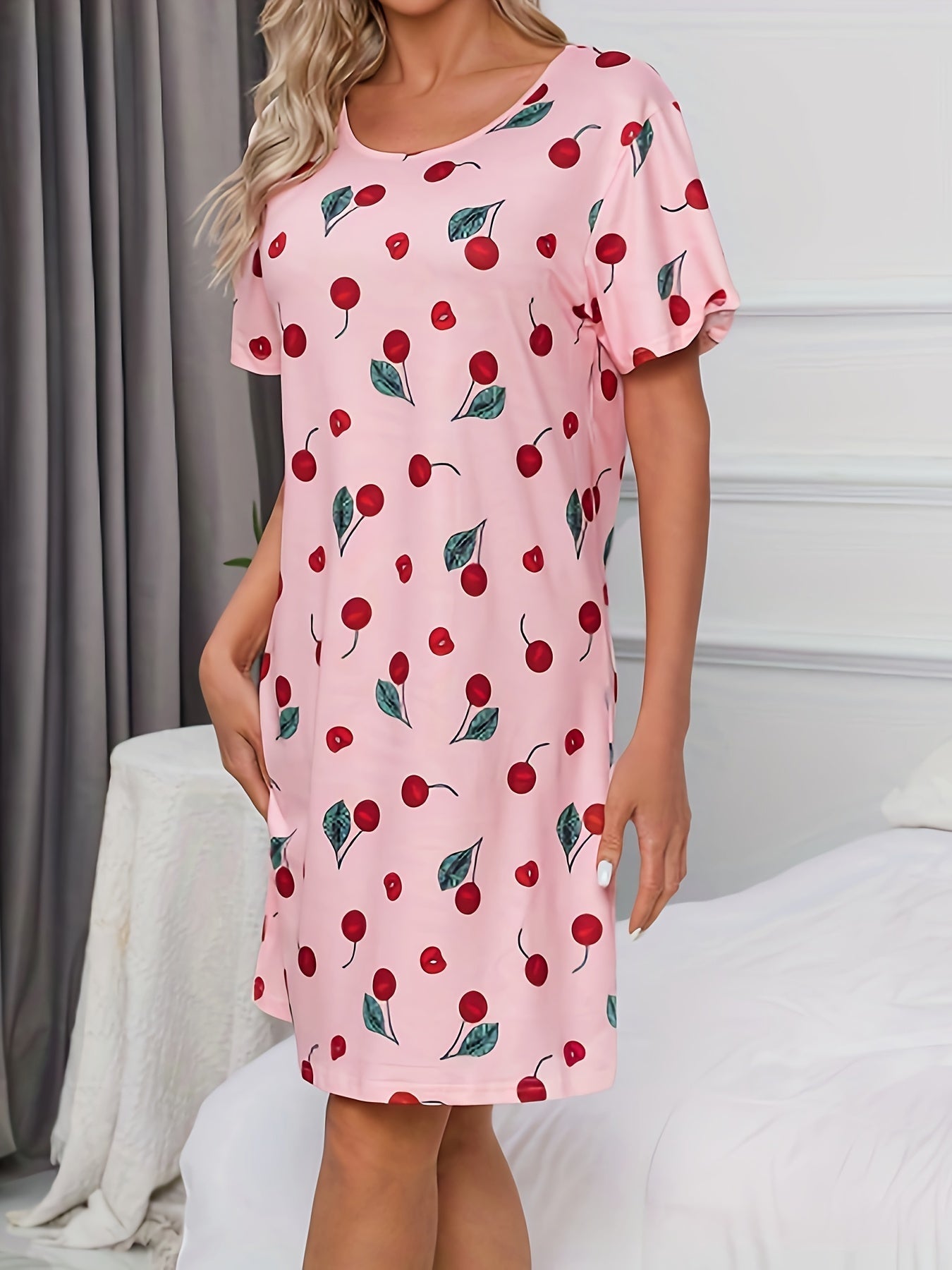 Lotte | Casual nightgown with cherry print and short sleeves