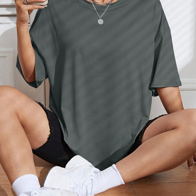 Sara | Sportief Y2K T-shirt in effen kleur met ronde hals en losse korte mouwen