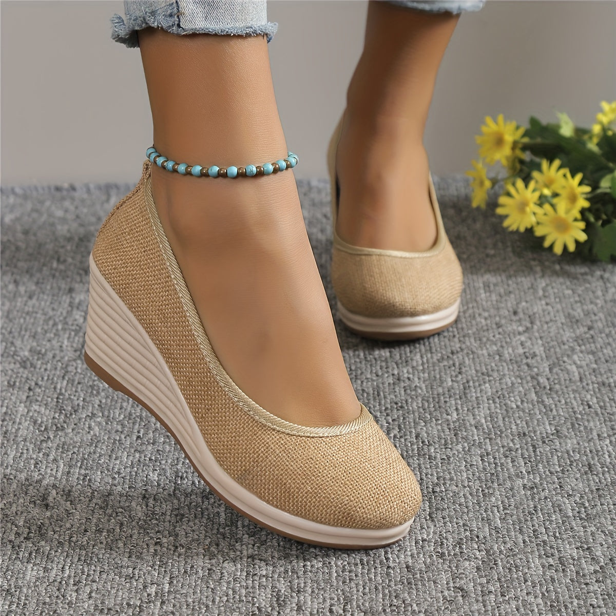 Femke | Breathable slip-on wedge shoes
