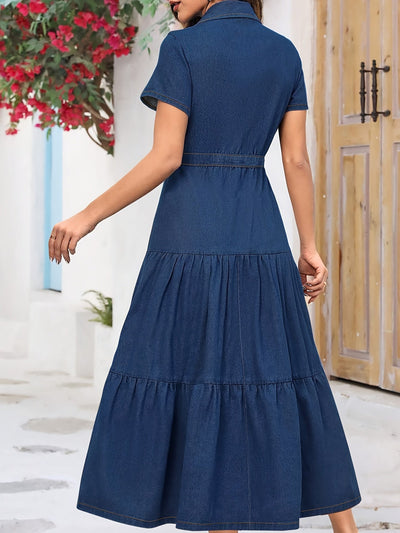 Lara | Effen gewassen blauwe midi denim jurk