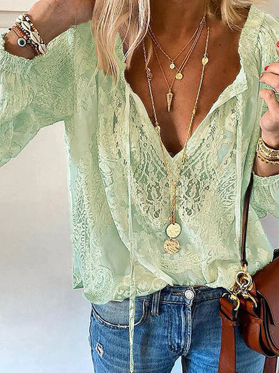 Kiki – Unieke Blouse met Kantdetails