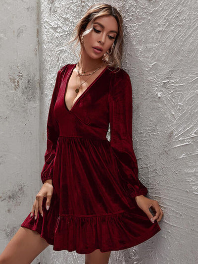 Lara - elegant fluwelen jurk met ruches