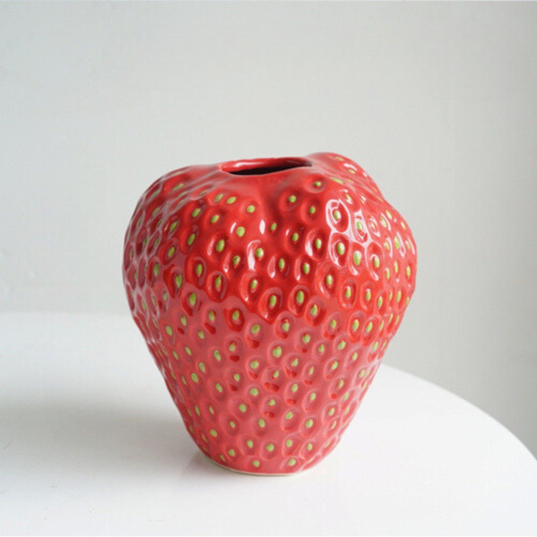 Sirelan - Strawberry Ceramic Decorative Vase