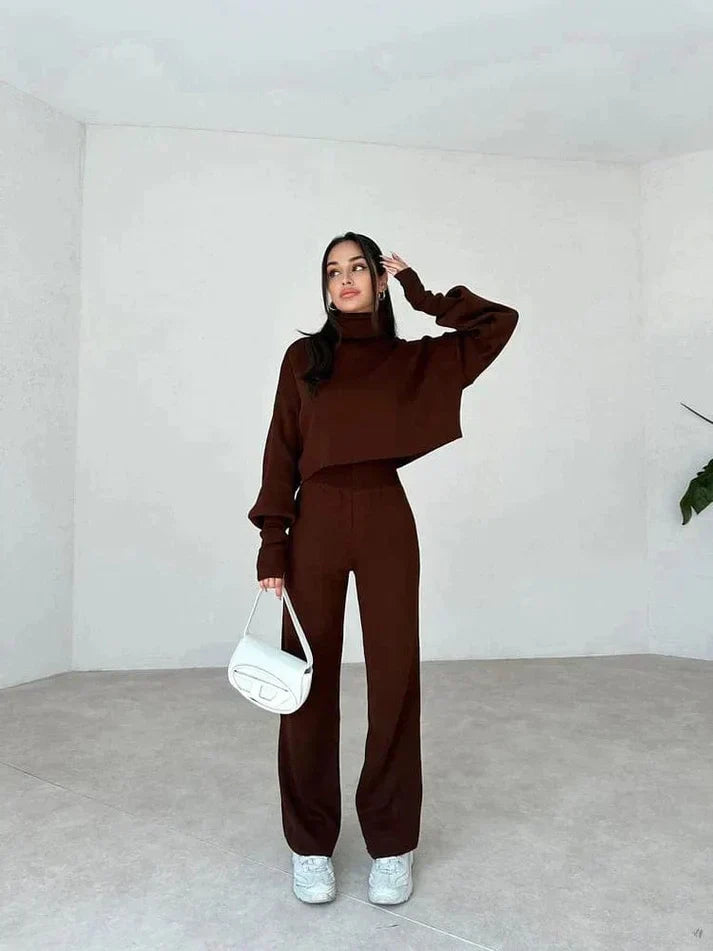 Giordana - Two-Piece Turtleneck Set