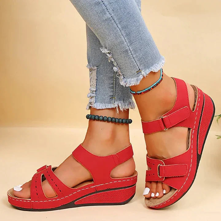 Fashionable orthopedic sandals for summer