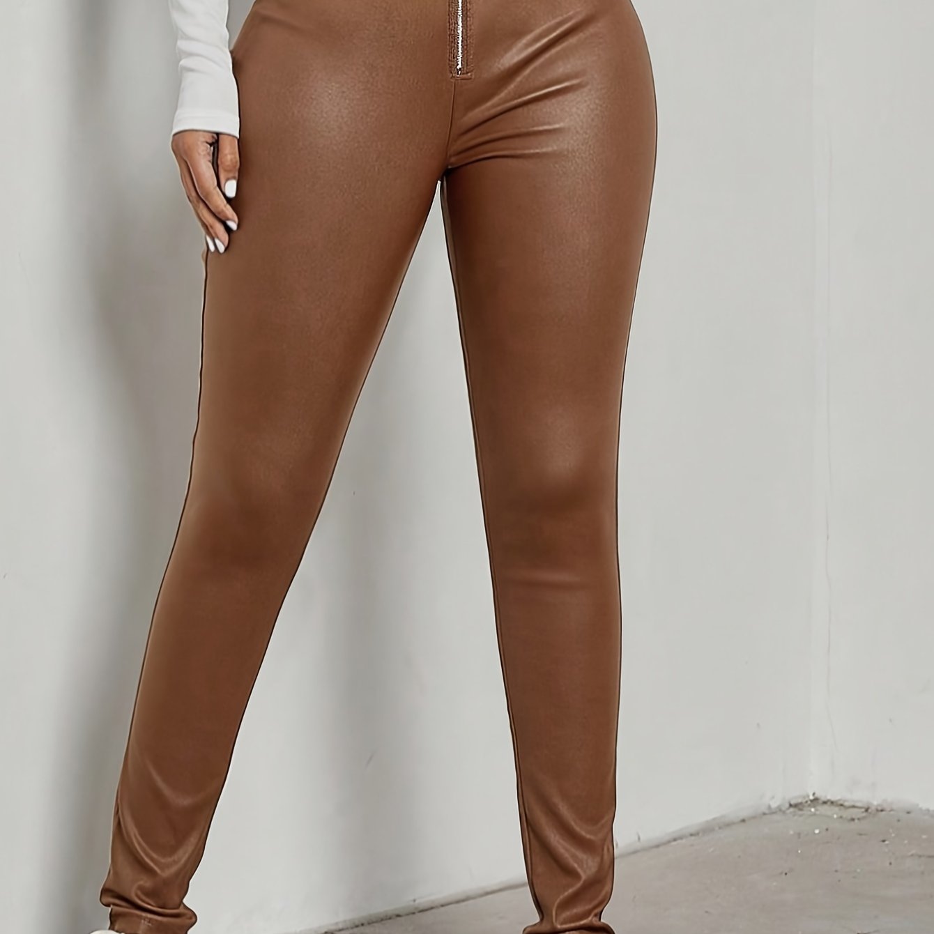 Lara | High-waisted PU leather pants with warm lining