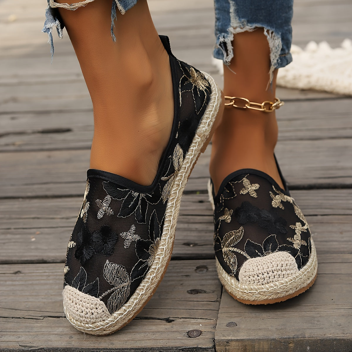 Lotte | Breathable mesh slip-ons for women