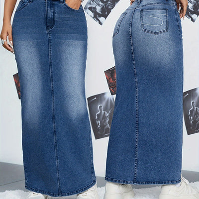 Maxi denimrok met geborduurd zakdetail