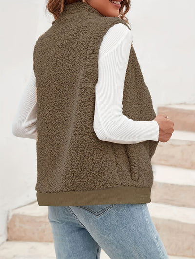 Fleur | Plush zipper vest in solid color