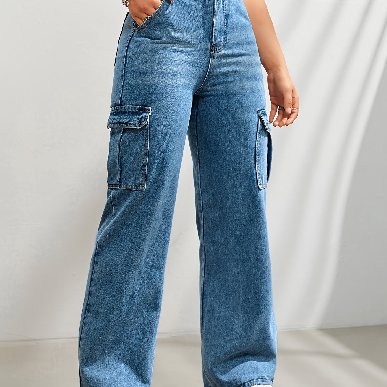 Noa | Casual denim cargobroek met wijde pijpen en hoge taille