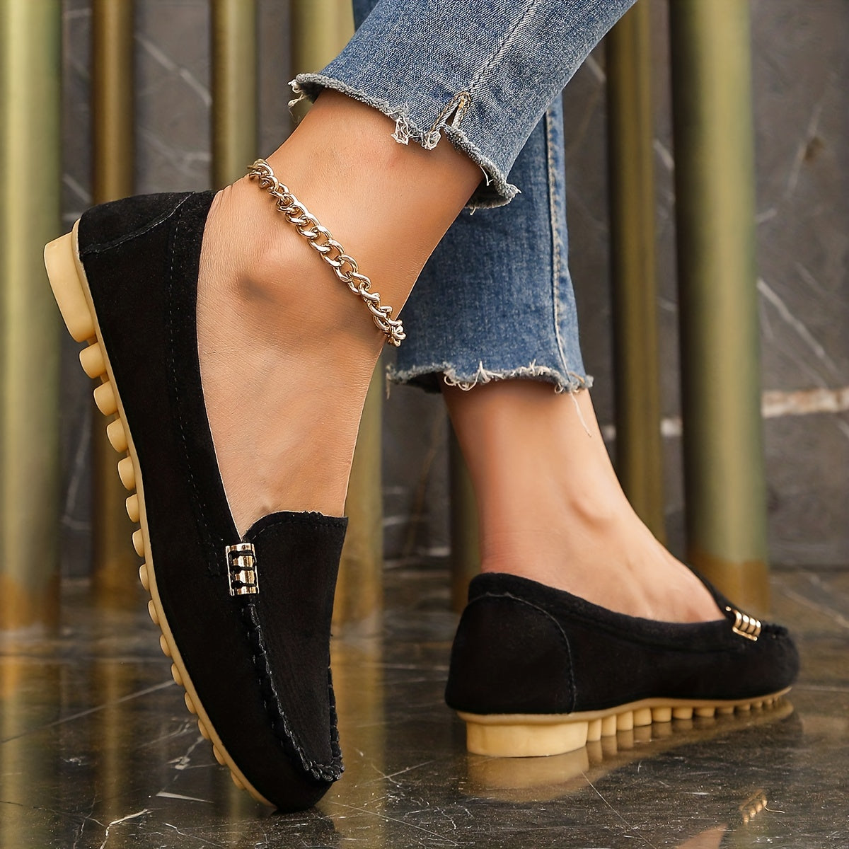 Joyce | Black comfortable non-slip moccasins