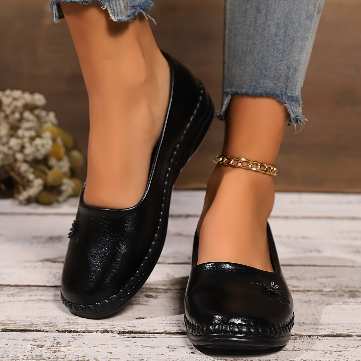 Sanne | Casual dames instappers met strikdetail