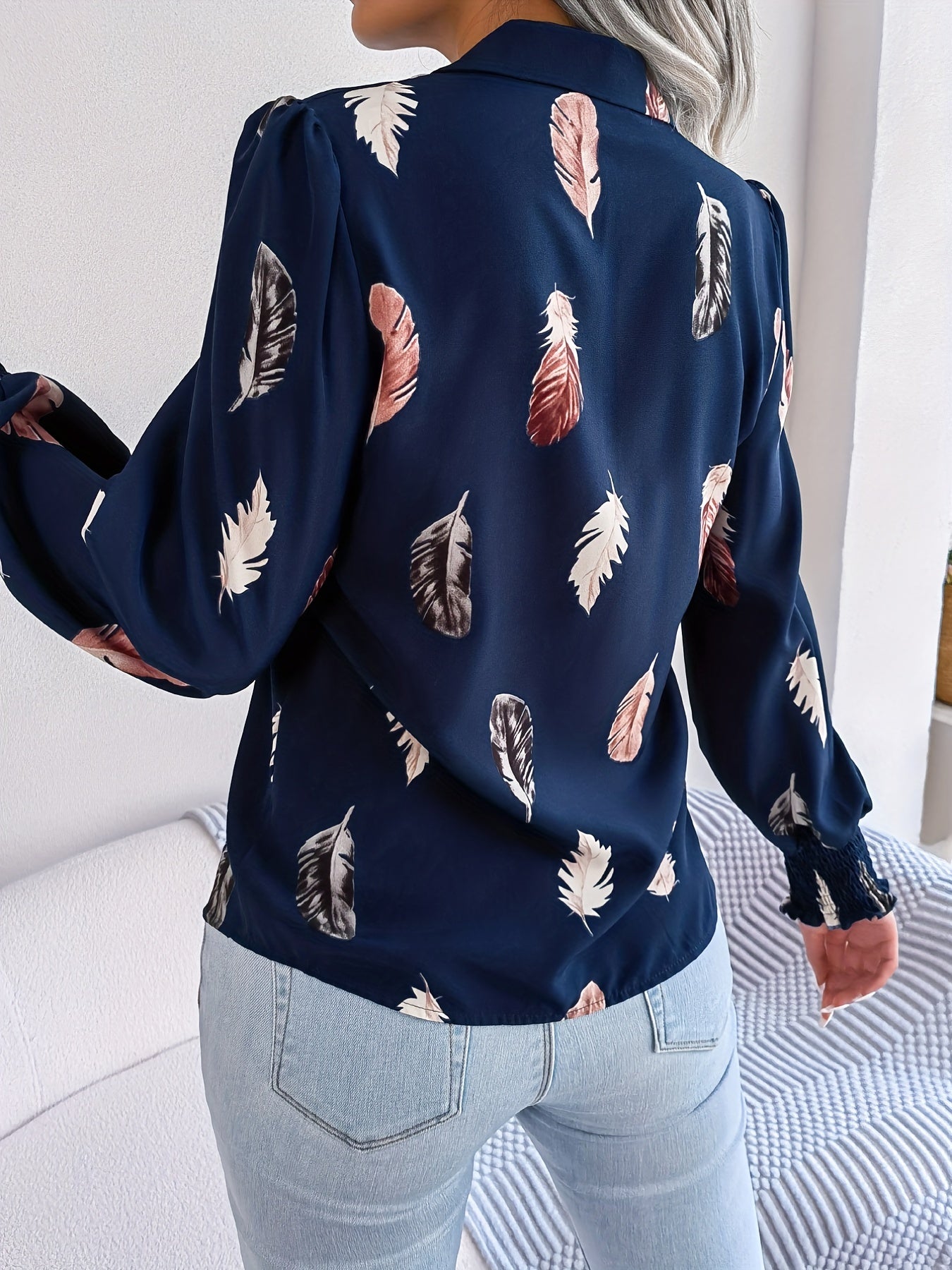 Lotte | Casual shirt with feather print and lantern sleeves