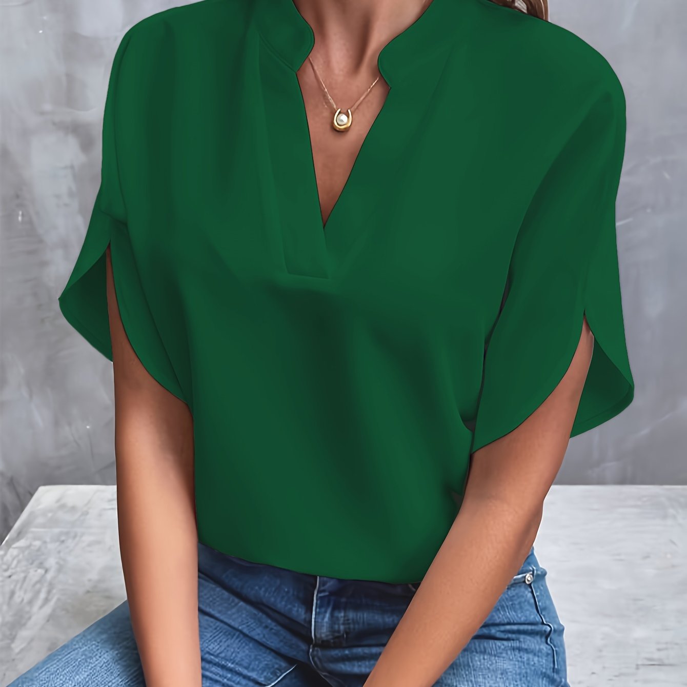 Lotte | Plain blouse with notch