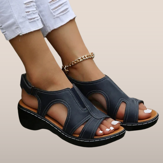 Amina – Open Sandalen met Sleehak