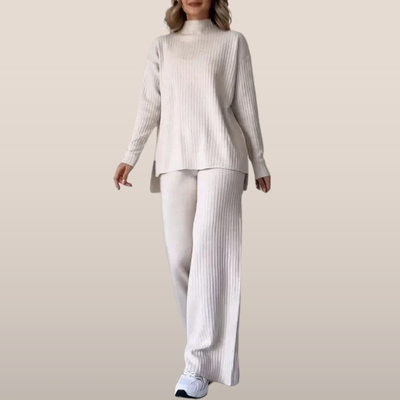 Ribbed Wide Leg Lounge Set – Two-Piece Comfort Suit