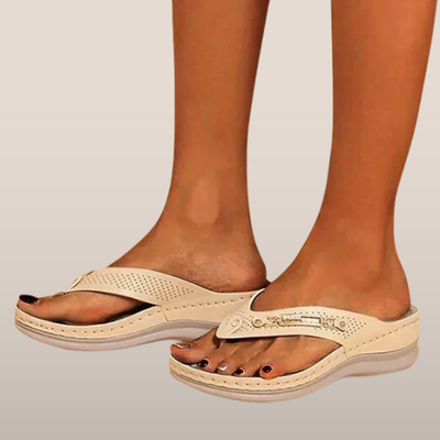 Orthopedische teenslippers met sleehak – Comfort voor elke stap