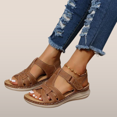 Sandalen – Verstelbare leren look met gewatteerde zool