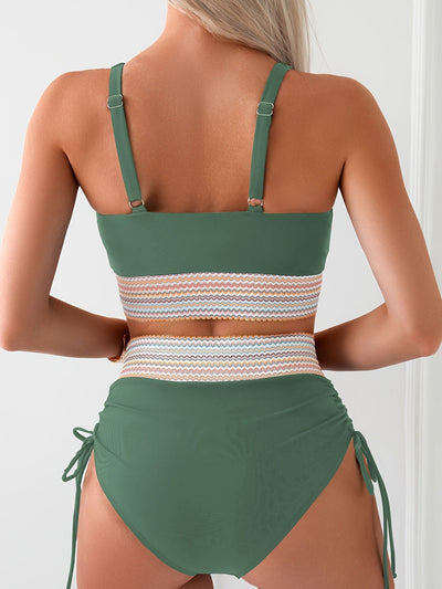 Emma | Bikini set with a V-neck top and high-waisted bottoms 