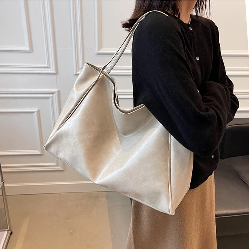Clara handtas in retrostijl