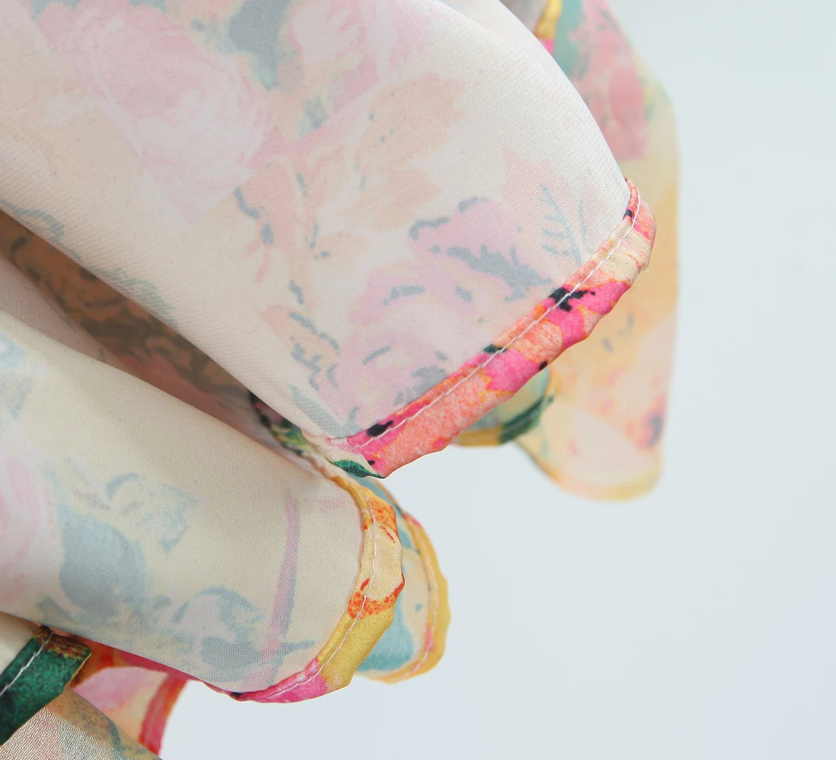 Felicity - Flowing camisole with watercolor floral print