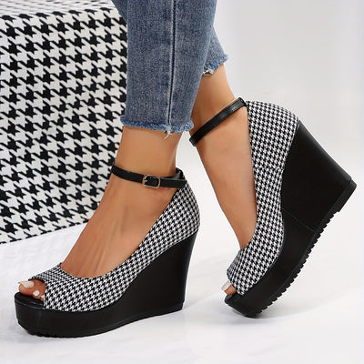 Luna | Black women's sandals with wedge heel
