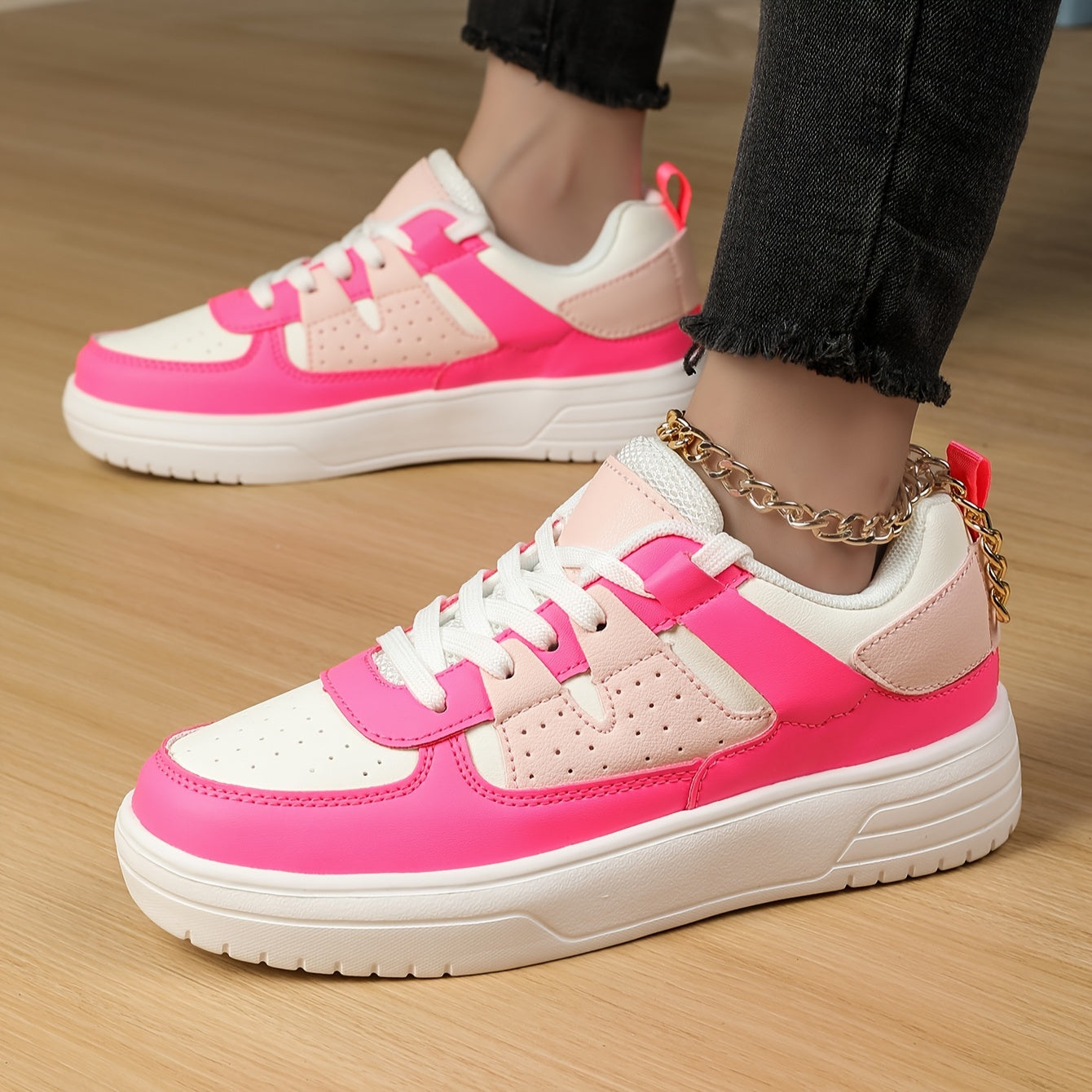 Joyce | Casual women's sneakers with color block and soft sole