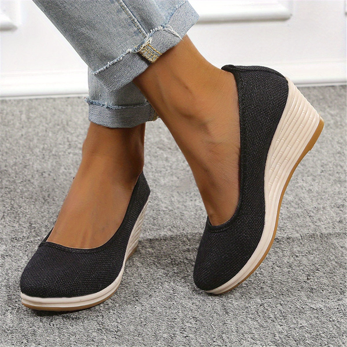 Femke | Breathable slip-on wedge shoes