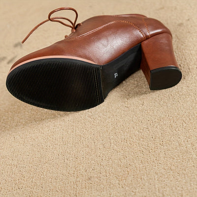 Elin | Elegant women's pumps with thick heels and laces