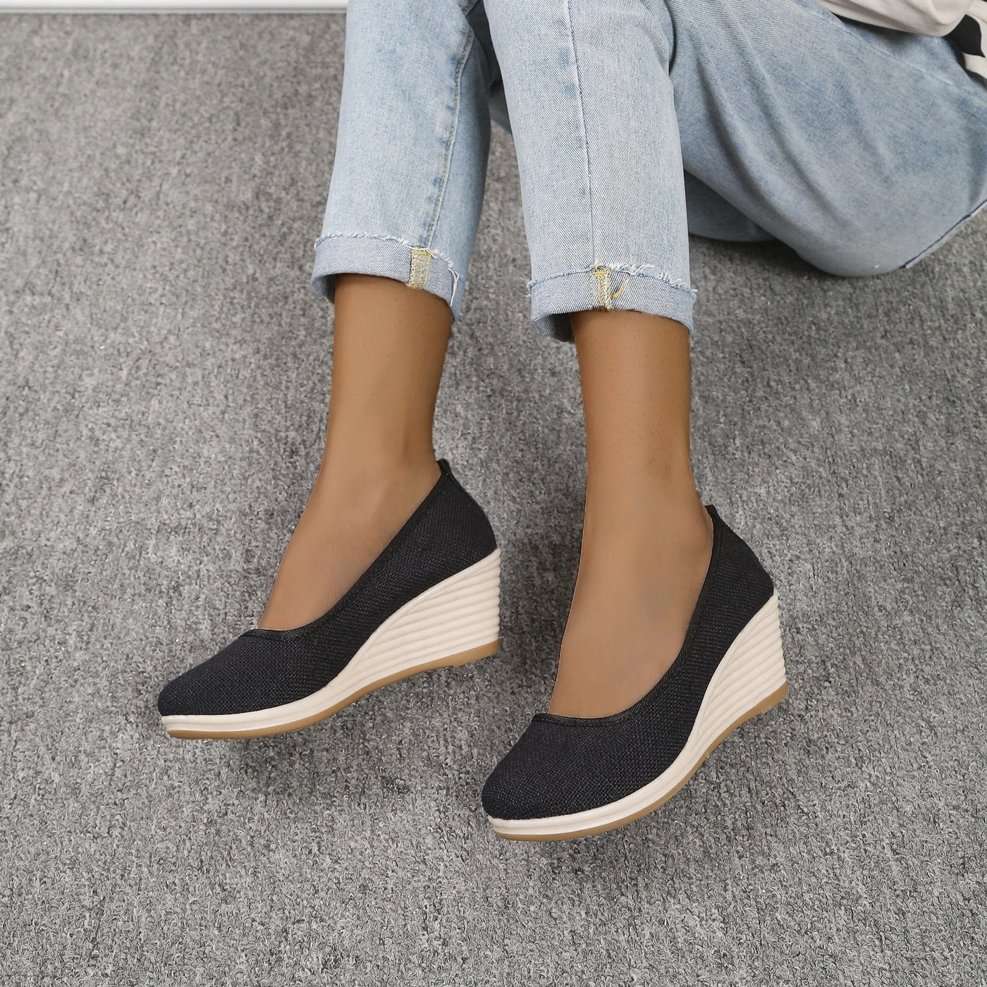 Femke | Breathable slip-on wedge shoes