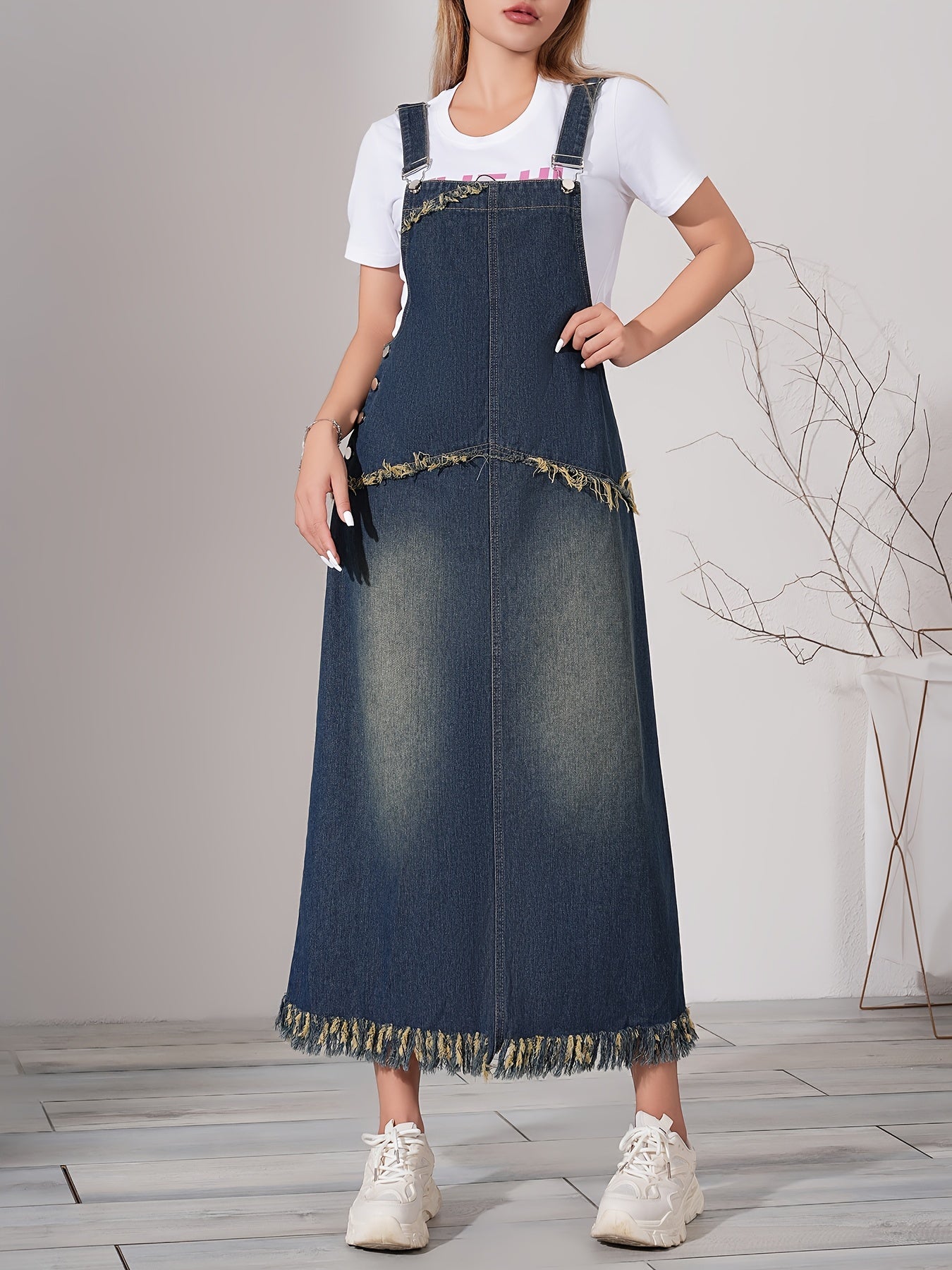 Lotte | Casual denim maxi-jurk met raw hem en verstelbare band