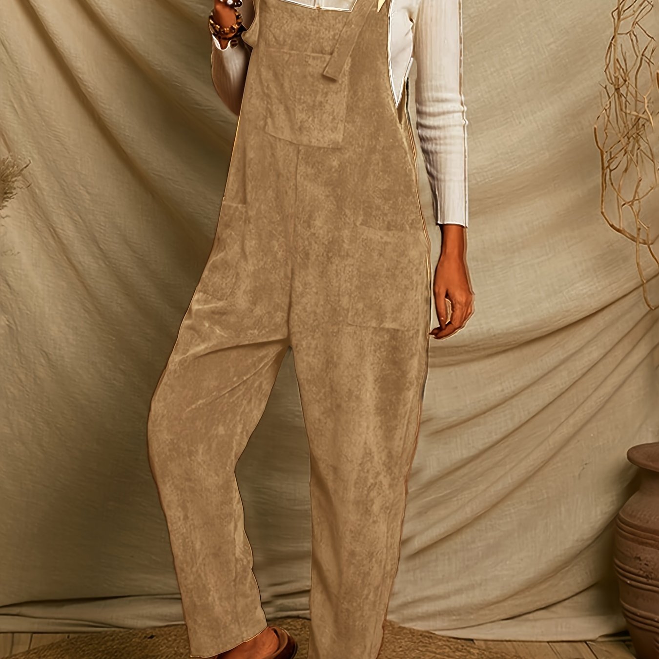 Emma | Sturdy corduroy jumpsuit with patch pockets