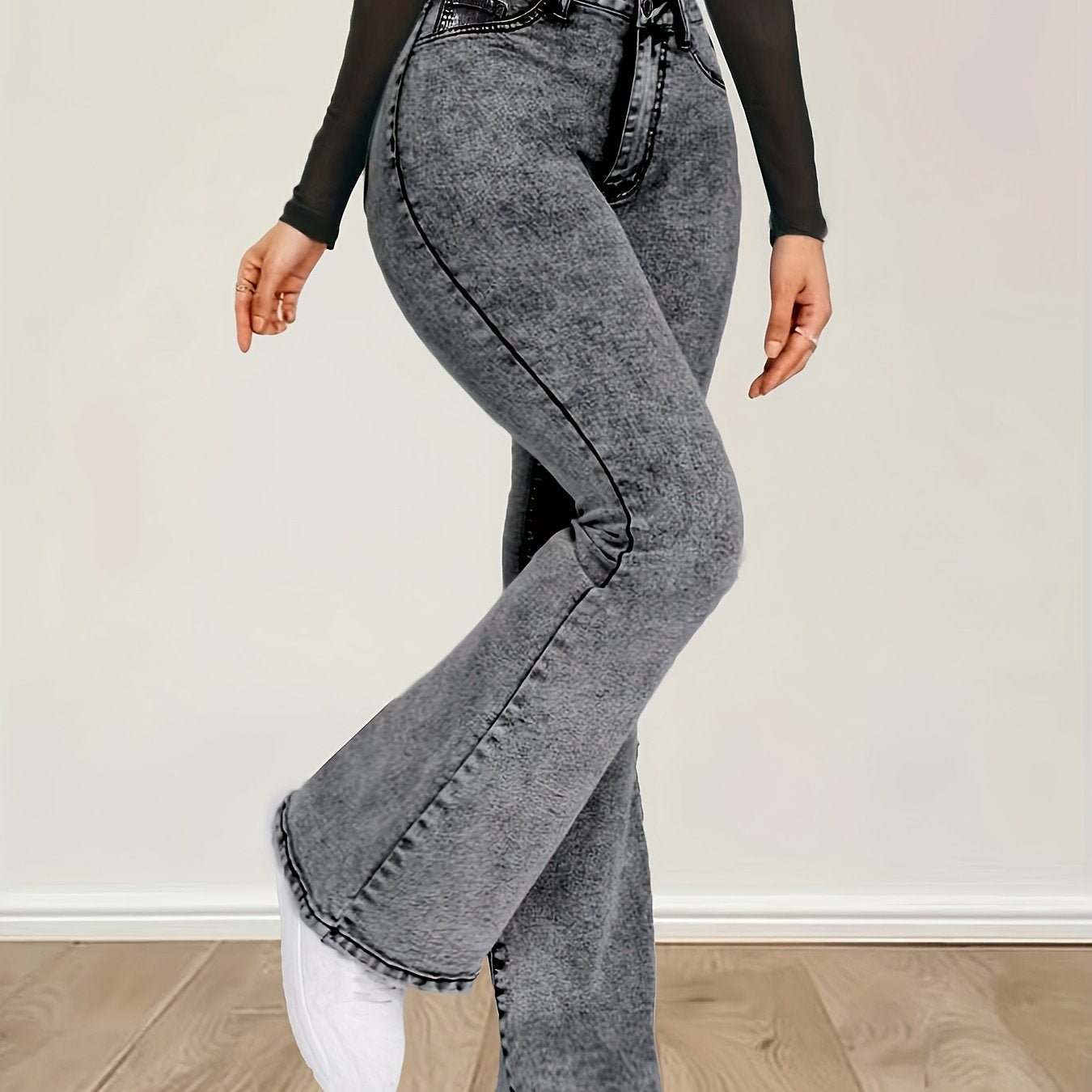 Elin | Gray stretch denim flare jeans with a high waist and button closure