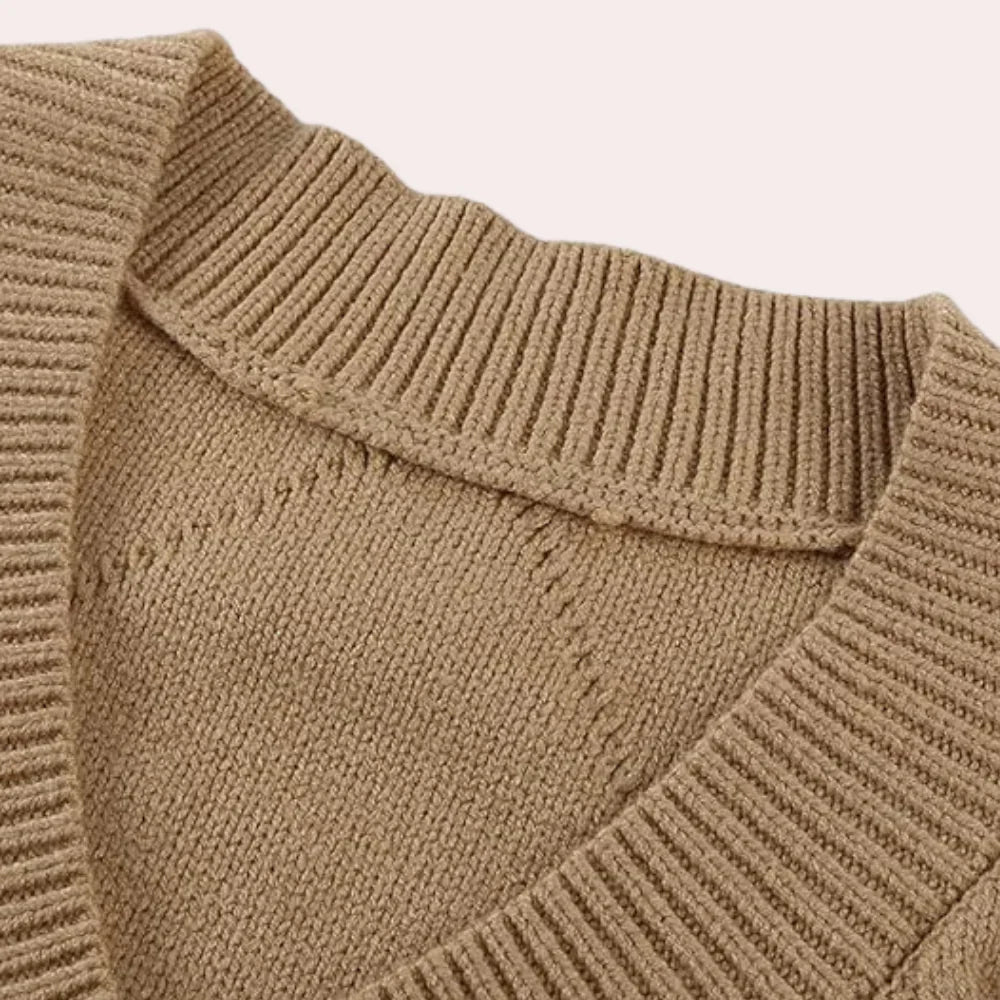 Elvira – Elegant Knitted Cardigan for Women