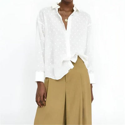 Laurien – Elegante Blouse met Polkadots