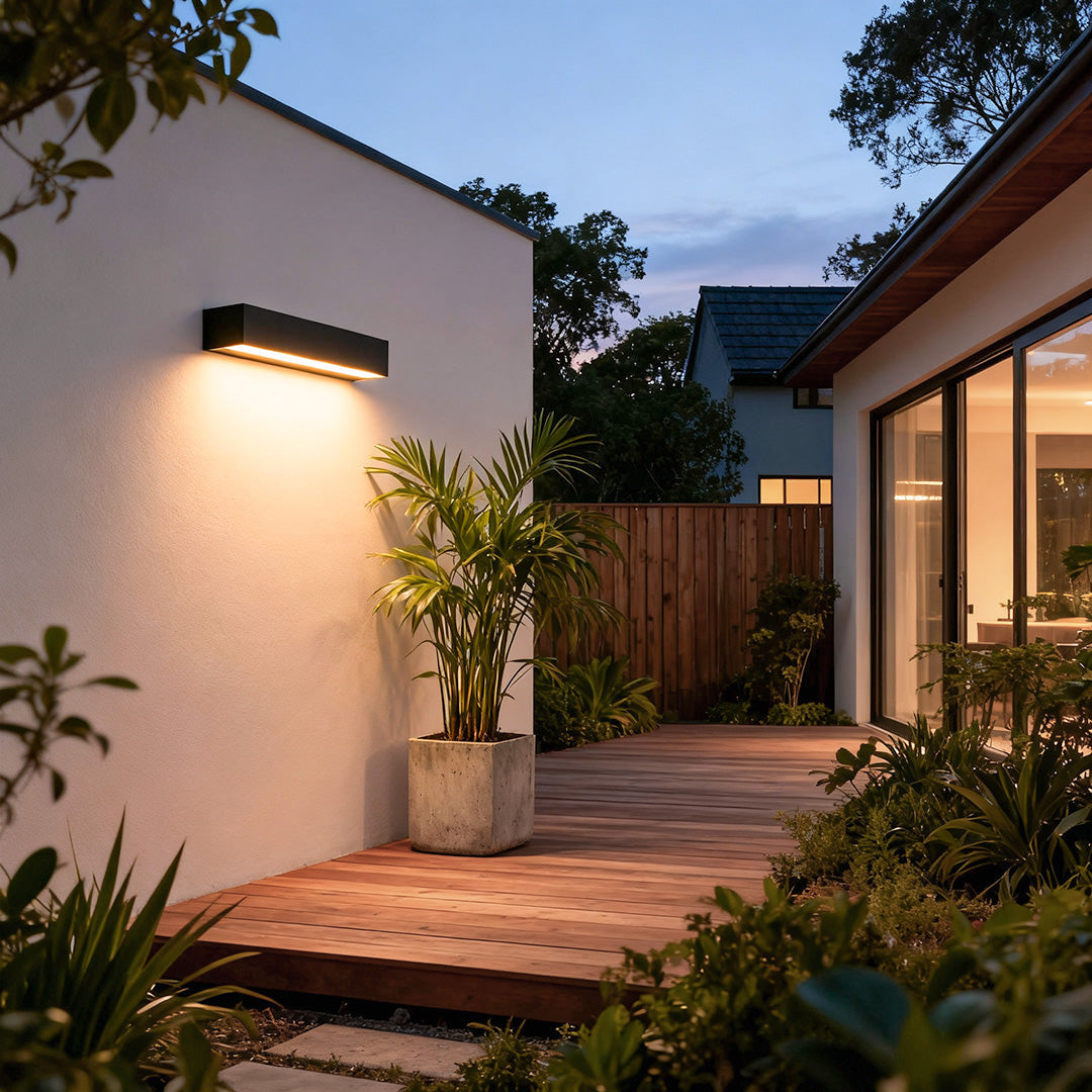 Lumiqor - Outdoor LED Wall Light Warm White Waterproof