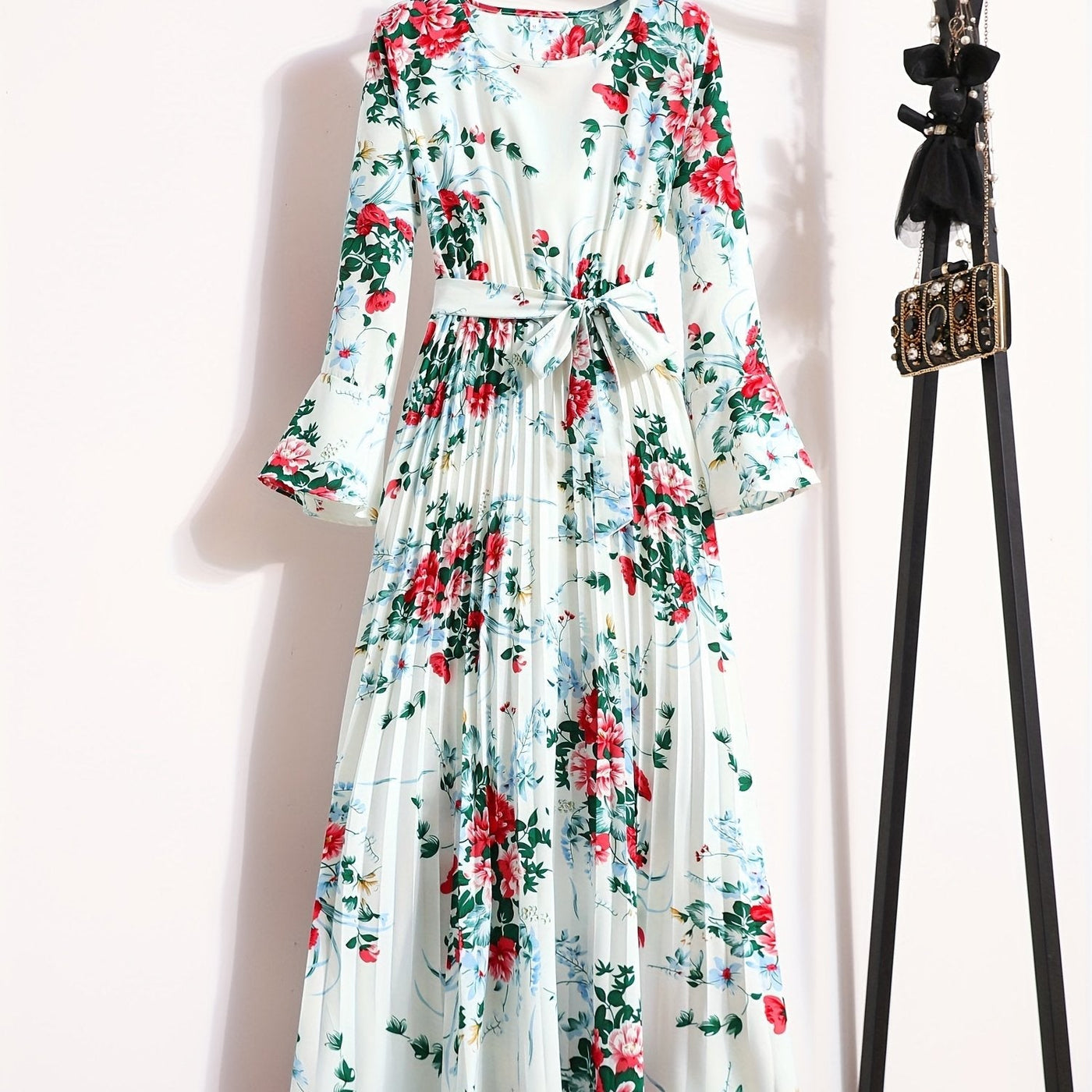 Noor | Maxi-jurk met bloemenprint en lange mouwen