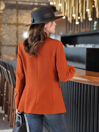 Lotte | Elegant blazer with a fitted collar and buttons